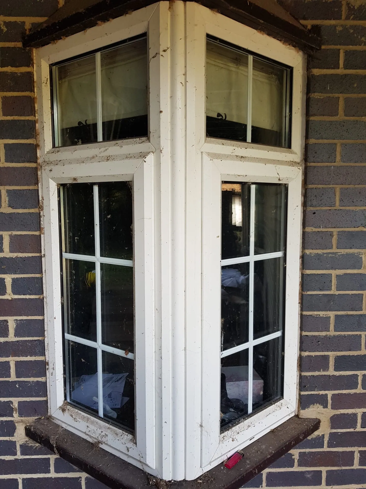 Residential bay window before cleaning in Reading